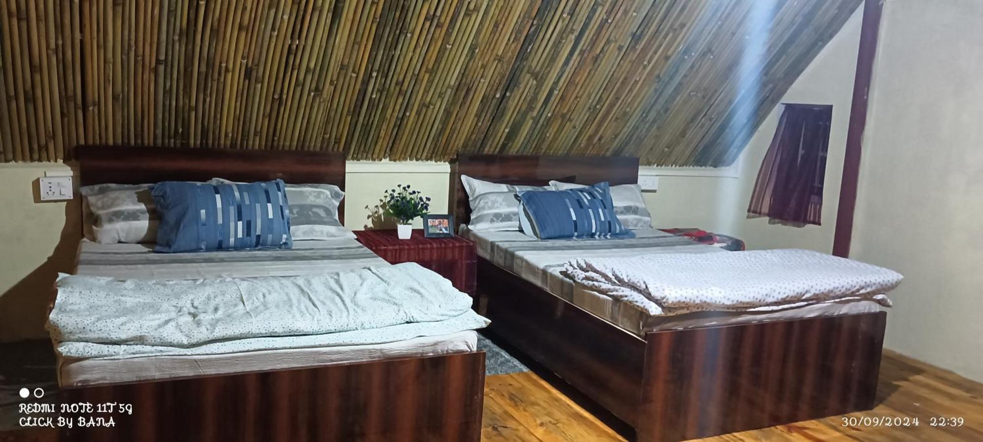 Meikha Homestay Pynursla Екстер'єр фото